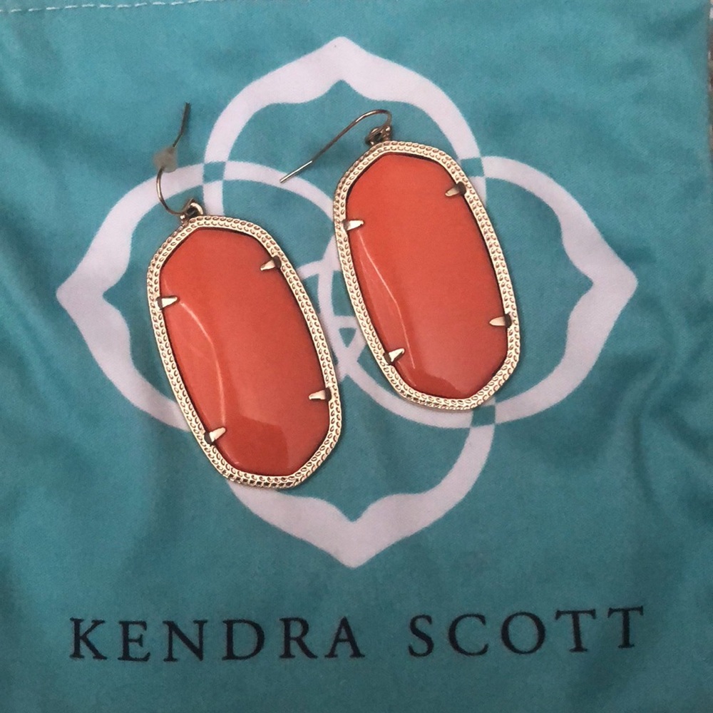 Kendra Scott Danielle Earrings in Orange